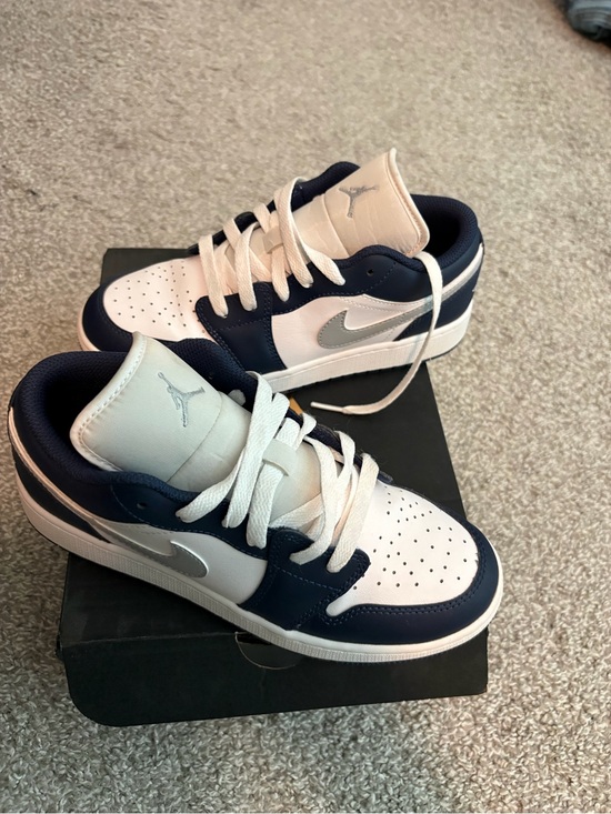 Jordan Other - Jordan Low-Top Sneakers in White & Navy